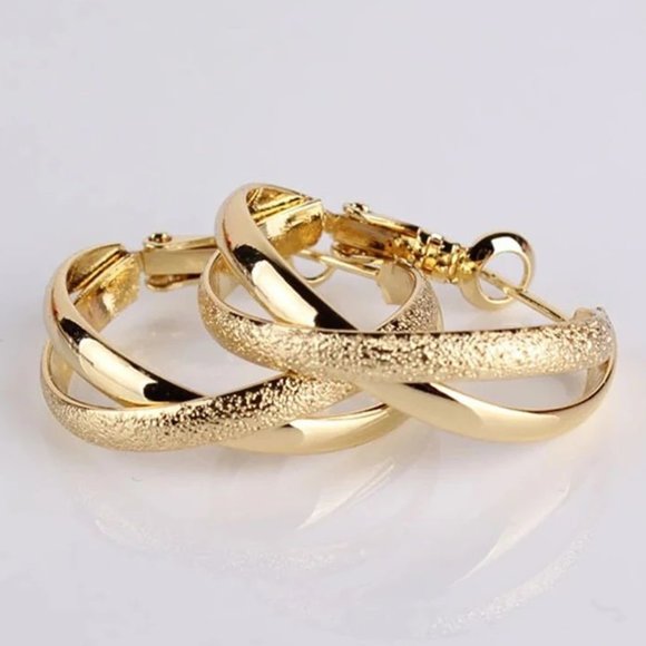 Fashion Jewelry Jewelry - Stunning Twisted 18k. Gold Over Sterling Silver 30mm / 1.2" Round Hoop Earrings
